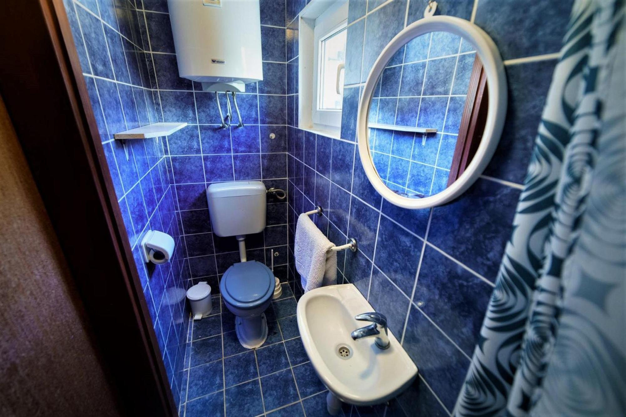 Apartmani Lidija Karin Donji Donji Karin Экстерьер фото