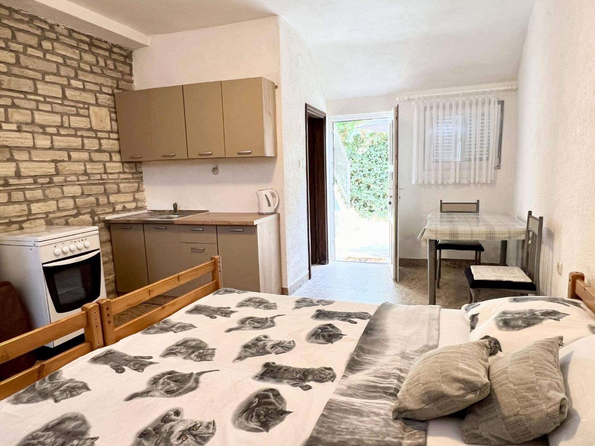 Apartmani Lidija Karin Donji Donji Karin Экстерьер фото